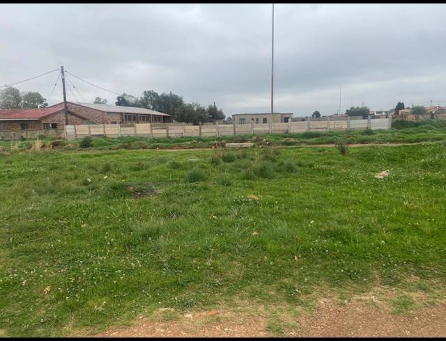 270M² VACANT LAND FOR SALE IN STRETFORD